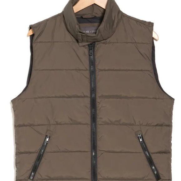 SLATE & STONE Quilted Down Fill Vest in Olive - Picture 3 of 3